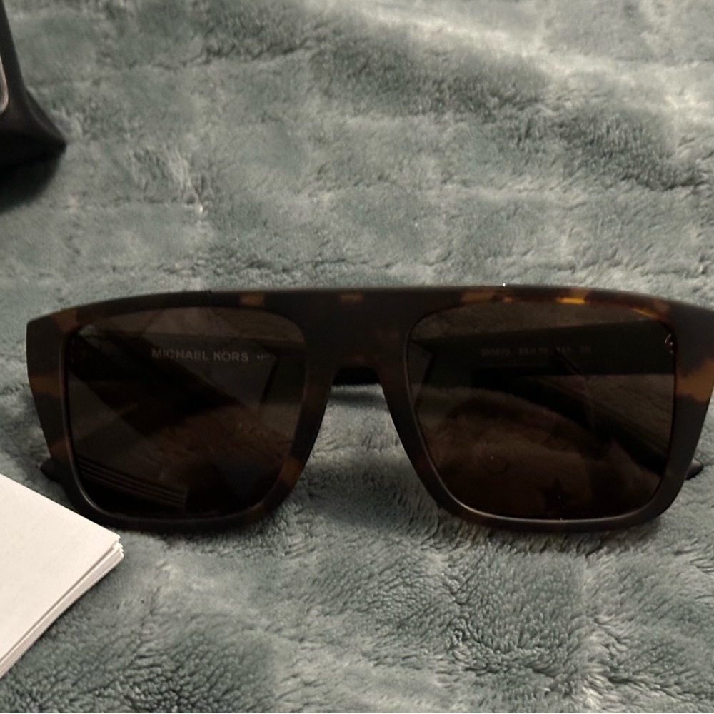 Michael Kors Byron Sunglasses NEW!  Tortoise MK-2159 - Picture 5 of 10